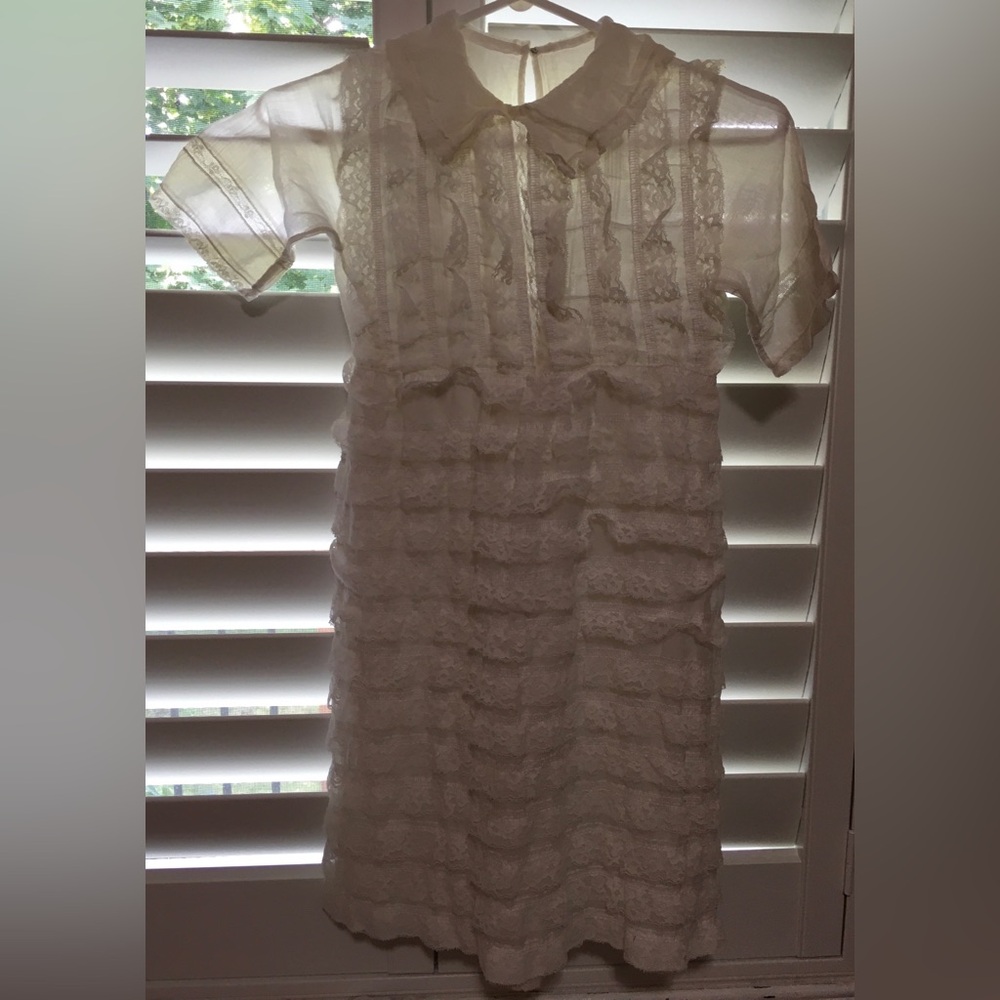 Vintage. 1950’s. Children’s Rare White Linen and Lace Dress. Handmade. US2-4.